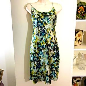 Victoria Secret 100 % silk slip